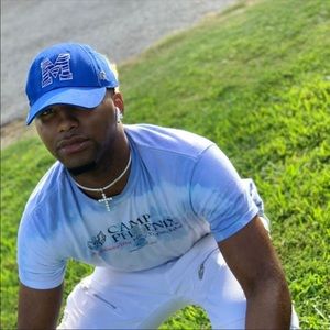 Meet your Posher, Deangelo